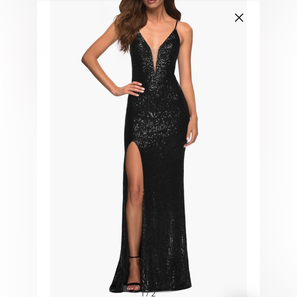 La Femme illusion Inset black sequin dress size 0. New with tags. Never worn.